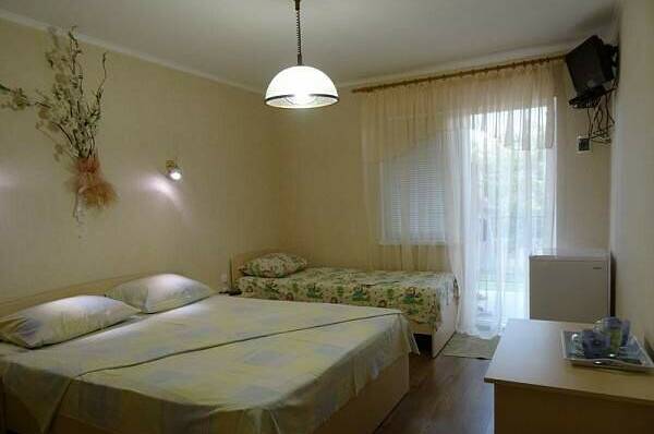 Номер «Стандарт» 3-х местный с доп. местом