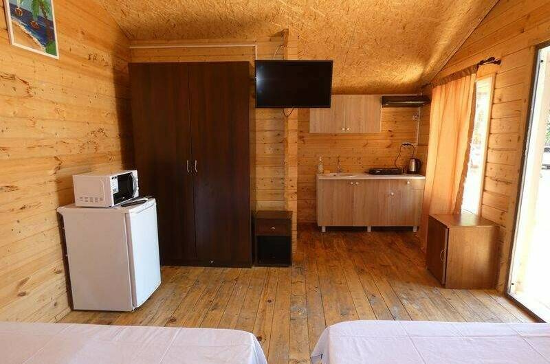 4-х местный Домик с кухней