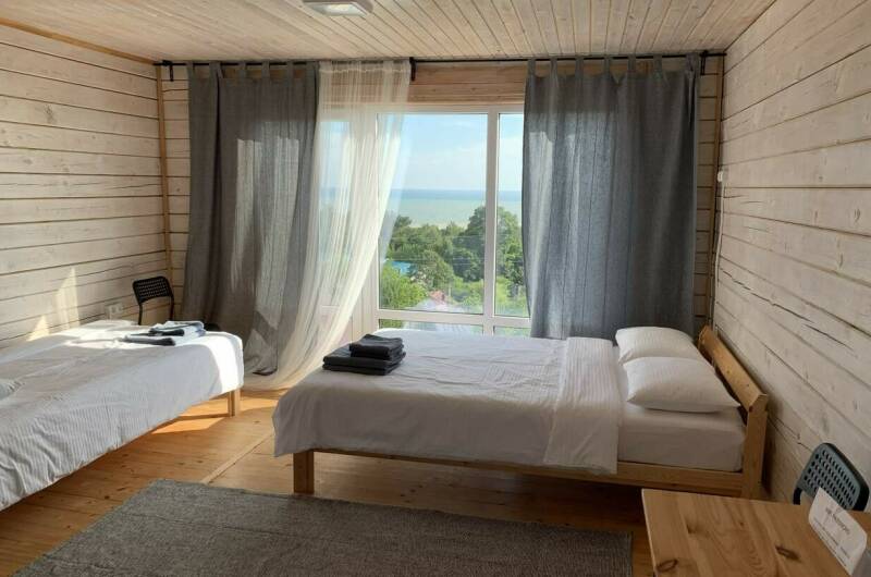 1 местная «Студия»