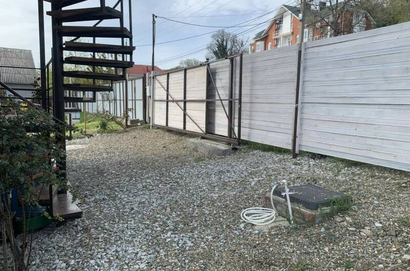 1 местная «Студия»