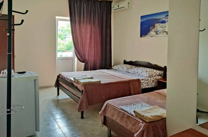 Трехместный с балконом