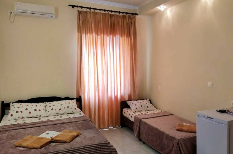 Трехместный с балконом