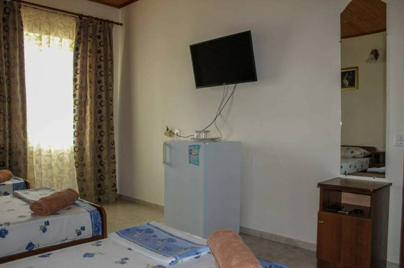 Трехместный с балконом (раздельные кровати)