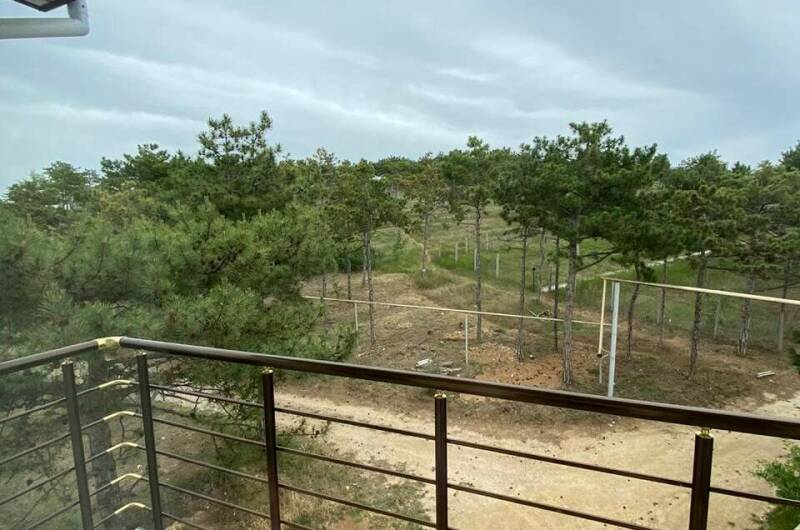 Двухкомнатный с 2 санузла на первой линии Учкуевки