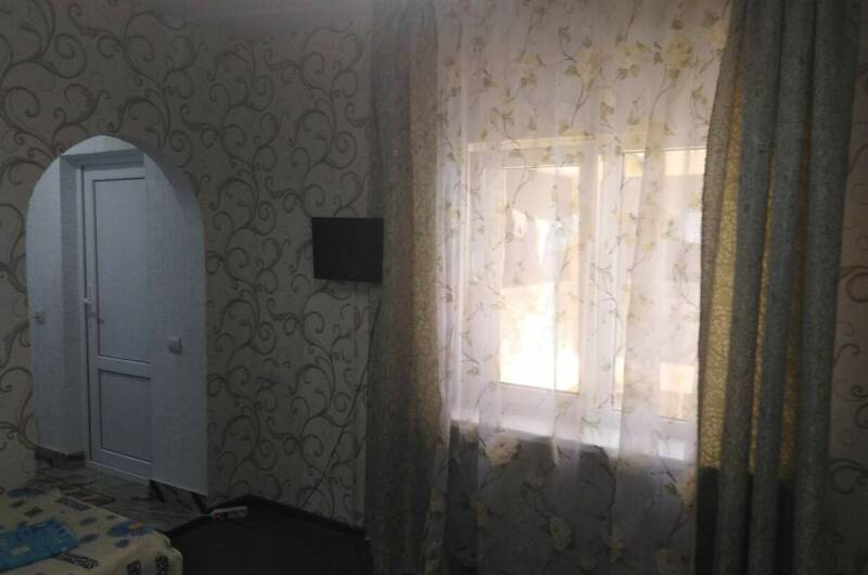 Семейный двухкомнатный номер на 5человек с кухней