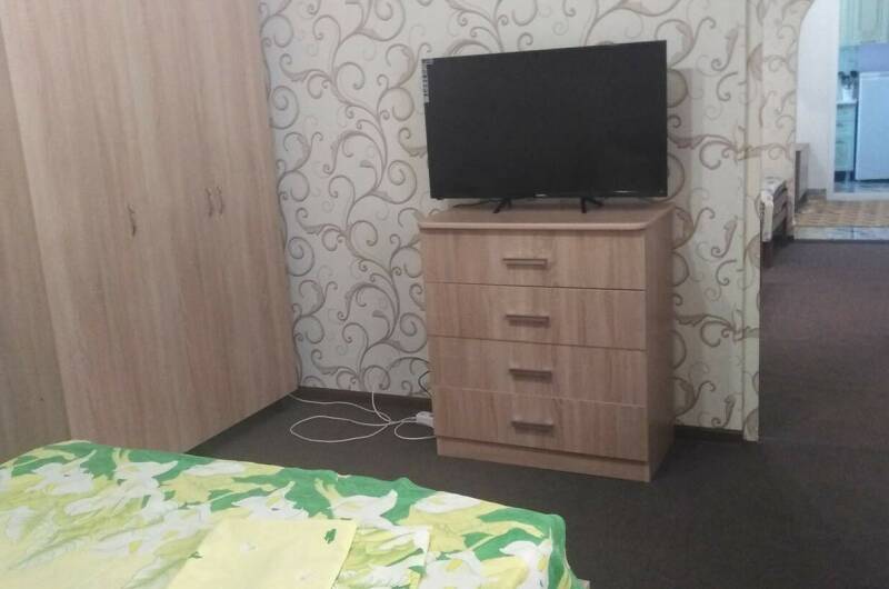 Семейный двухкомнатный номер на 5человек с кухней