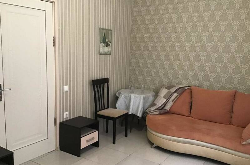 Первый этаж с отдельным входом и верандой