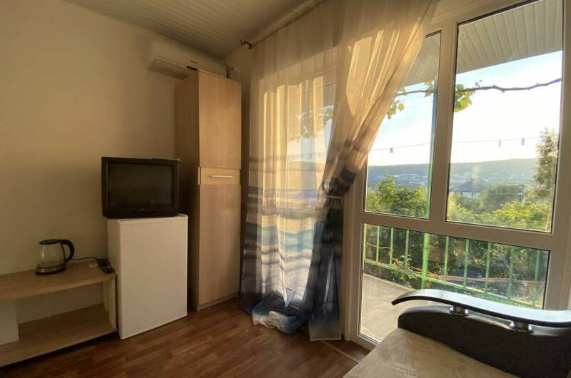 «Luxe 2» — Номер для 2−5 человек