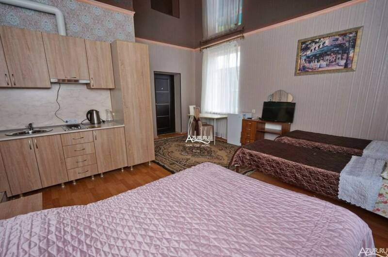 Четырехместный номер-студия