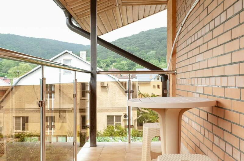 2-х местный номер с удобствами с балконом