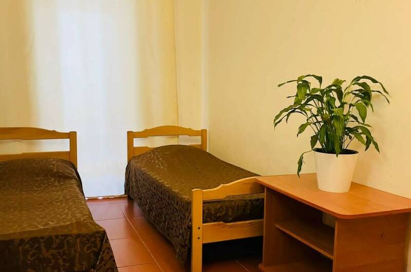 4-х местные с удобствами на этаже