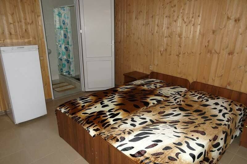 1-этажный коттедж со своей кухней и двориком