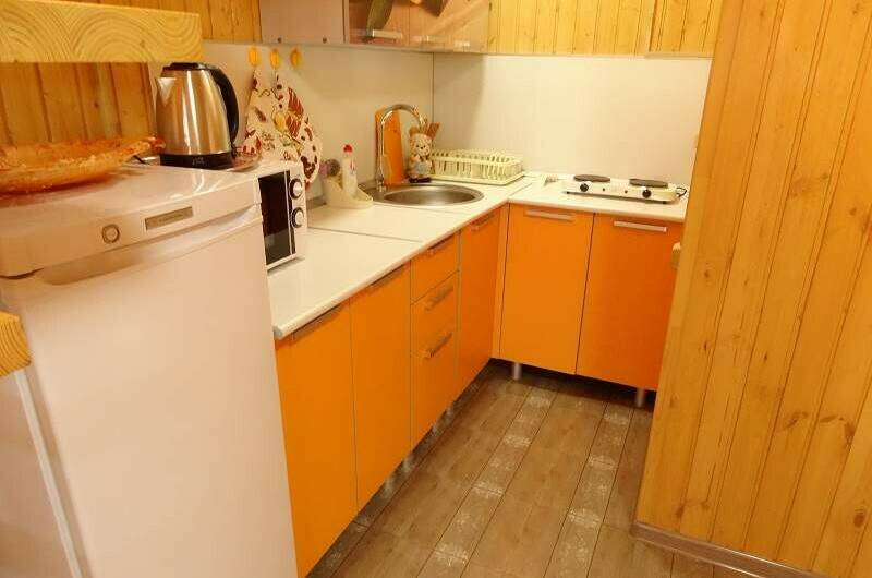 2-х этажный коттедж со своей кухней и двориком