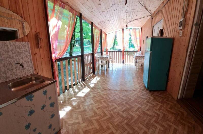 Домик со всеми удобствами, восьмиместный