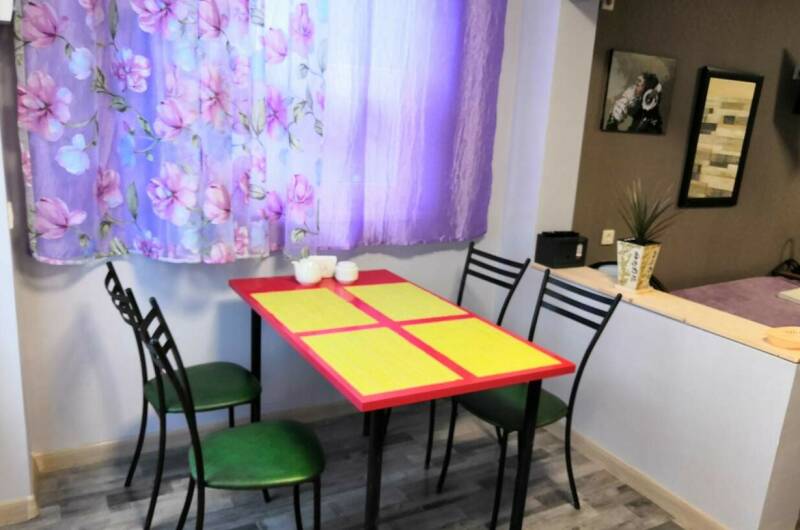 Домик № 2 на 4 спальных места с кухней и верандой