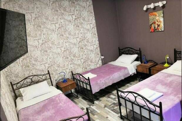 Домик № 4 на 4 спальных места с кухней и верандой