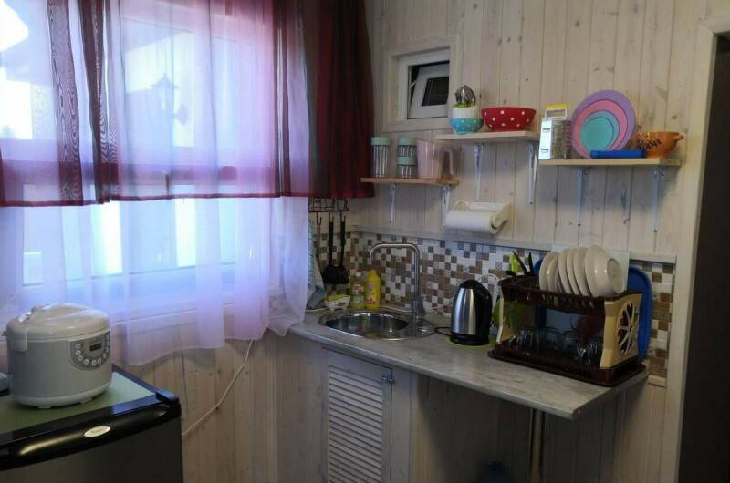 Домик № 7 на 4 спальных места с кухней и верандой