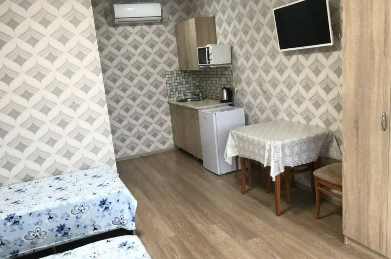 Трёхместный номер Студия