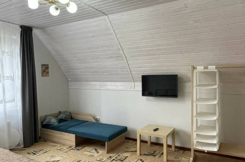 Номер 2-х местный с доп. местом + кухня (мансарда)