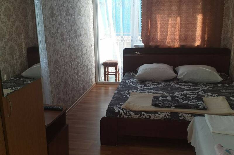 Трехместный с балконом