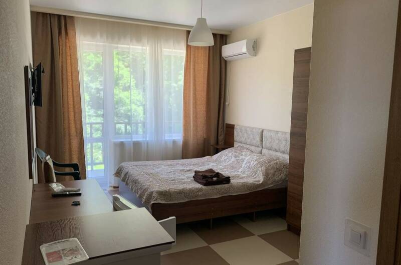 Двухместная комната с балконом и видом на горы