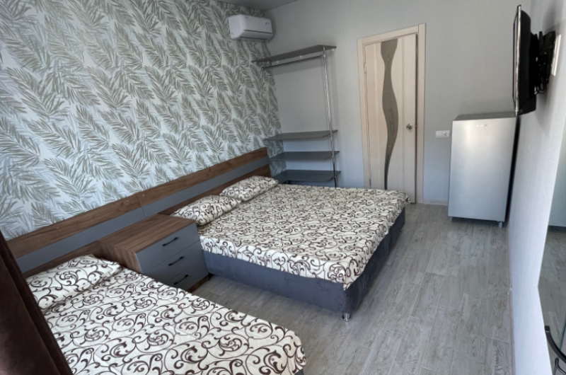 Трёхместный номер со всеми удобствами