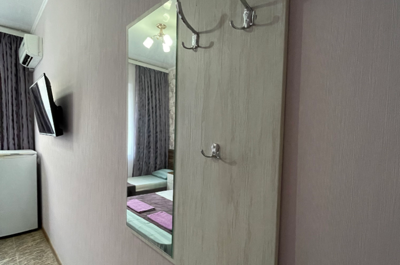 Трёхместный номер со всеми удобствами