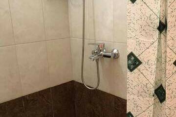 «Полулюкс»