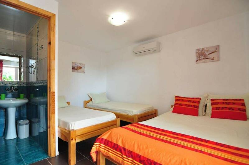 Номер «четырехместный комфорт