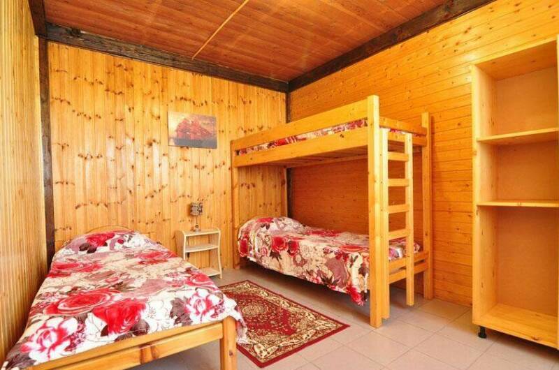 Номер двухкомнатный с кухней на 5 чел