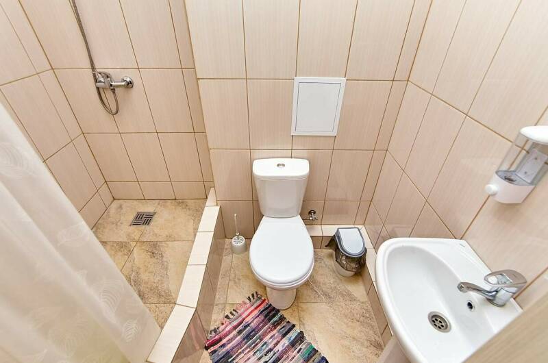 Трёхместный номер с балконом