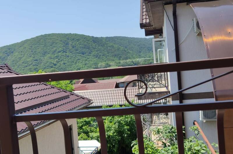 Пятиместный с балконом