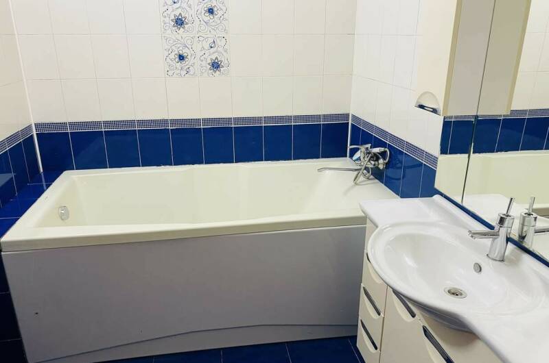 Двухкомнатный с собственной кухней