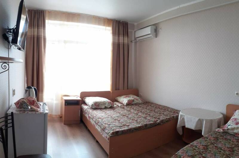 4 Номер «Комфорт» 3-х местный