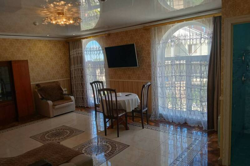 3-х местный 2-х комнатный «Люкс»