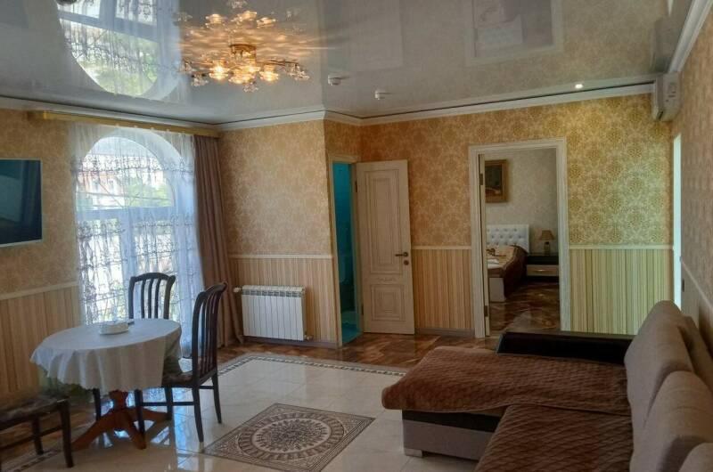 3-х местный 2-х комнатный «Люкс»