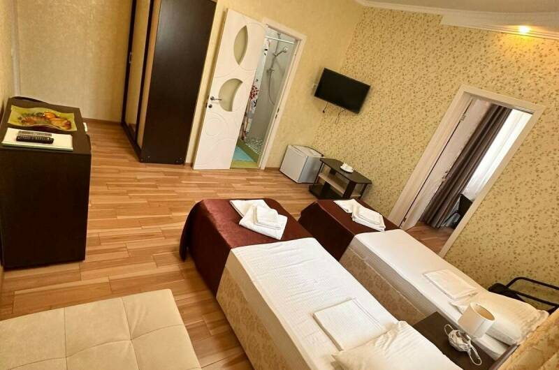 3-х местный 2-х комнатный «Люкс»