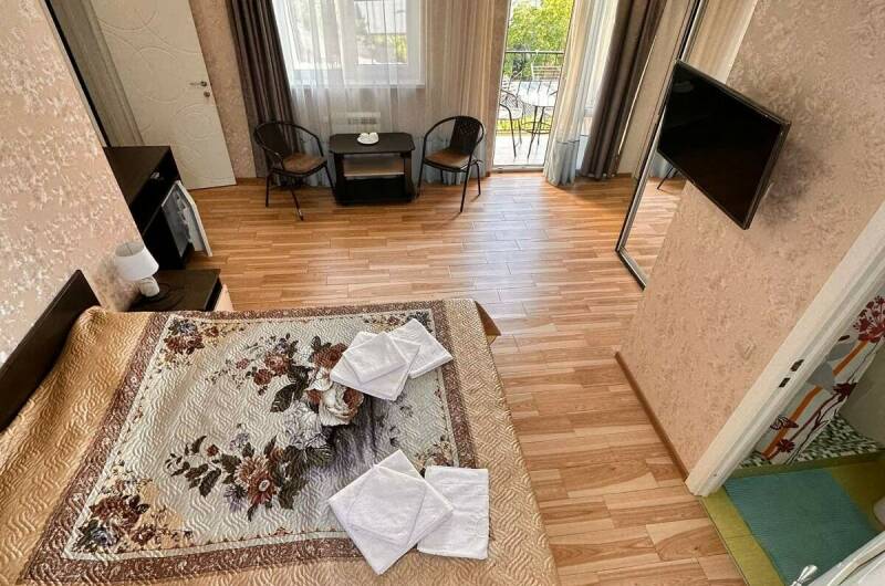 3-х местный 2-х комнатный «Люкс»