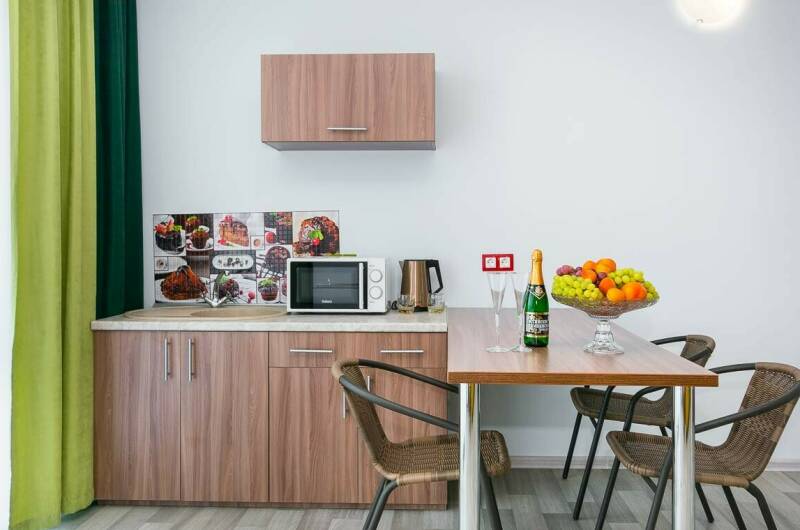 2-х местный с 2-мя 1.5-сп. кроватями с доп. местом