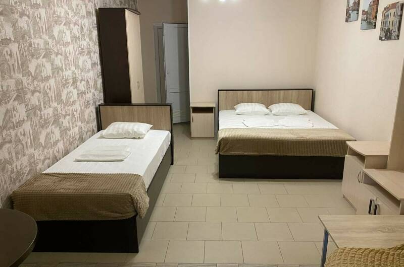 Пятиместный номер «Полулюкс»