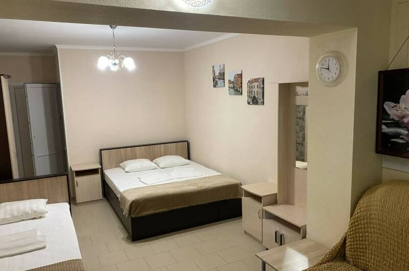 Пятиместный номер «Полулюкс»