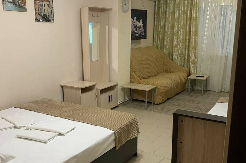 Пятиместный номер «Полулюкс»