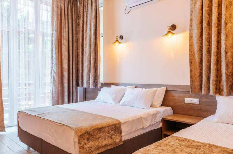 Четырехместный с балконом