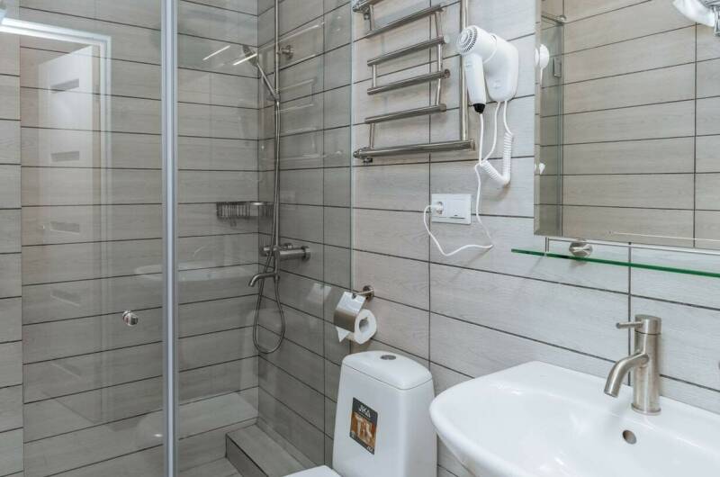 Трехместный люкс с балконом панорамный вид на море