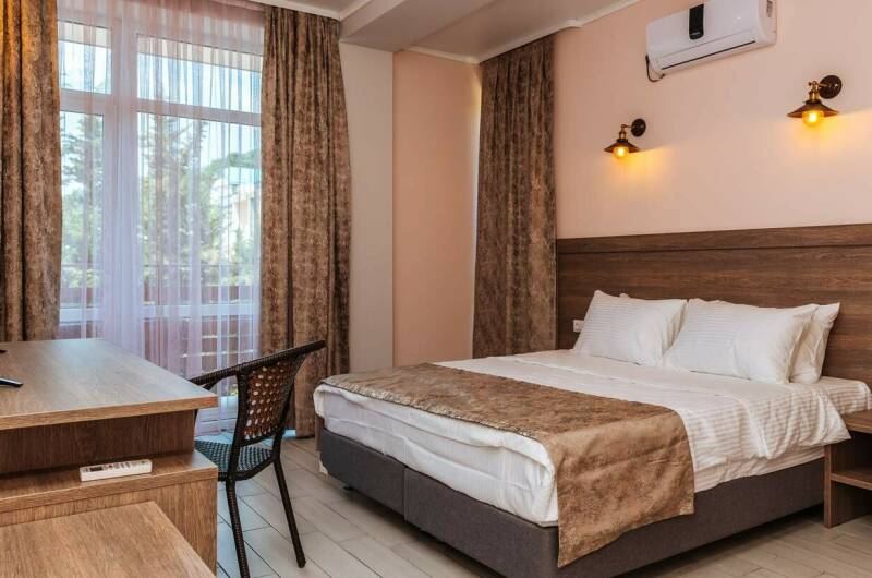 Улучшенный трехместный с балконом, вид на море