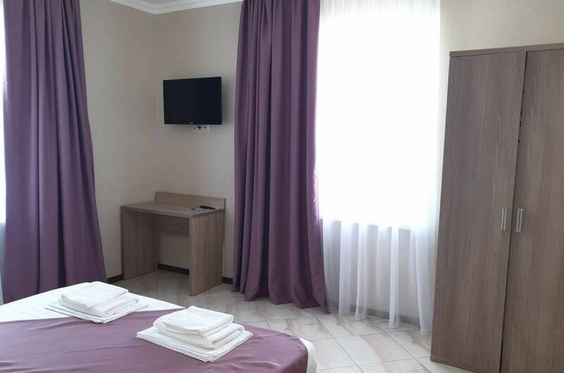 № 2 Двухкомнатный номер с кухней