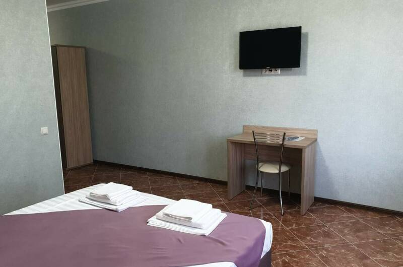 № 3 Двухкомнатный номер с кухней