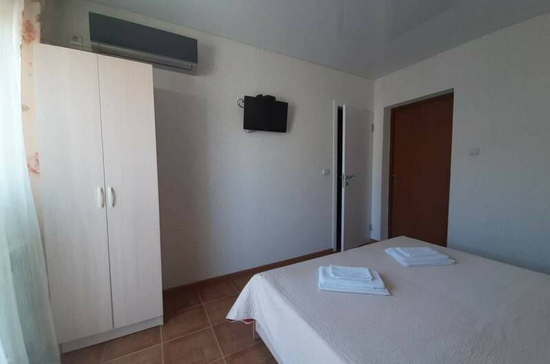 Комната Трехместная «Стандарт» № 15