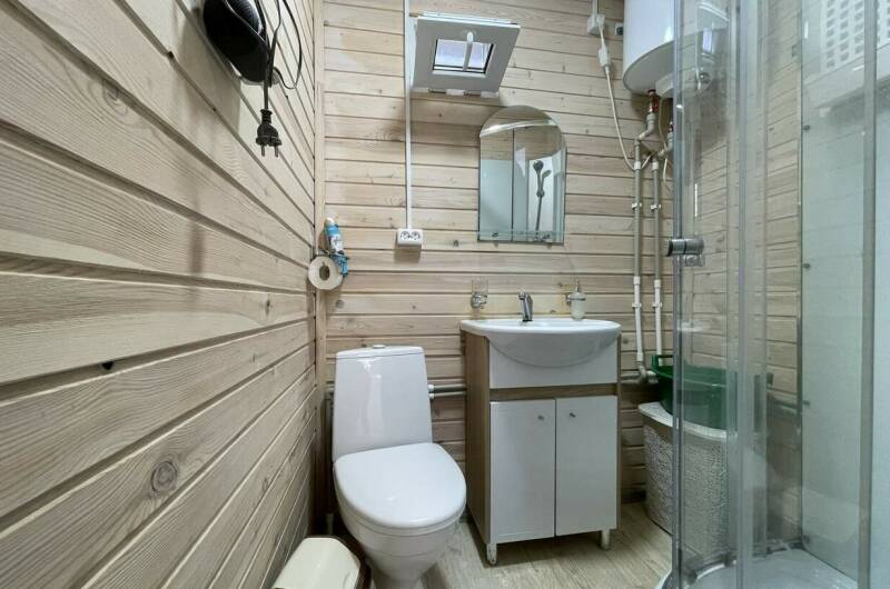 Домик 2-комнатный с большой верандой