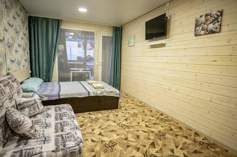 Домик однокомнатный 3+1 с видом на бассейн